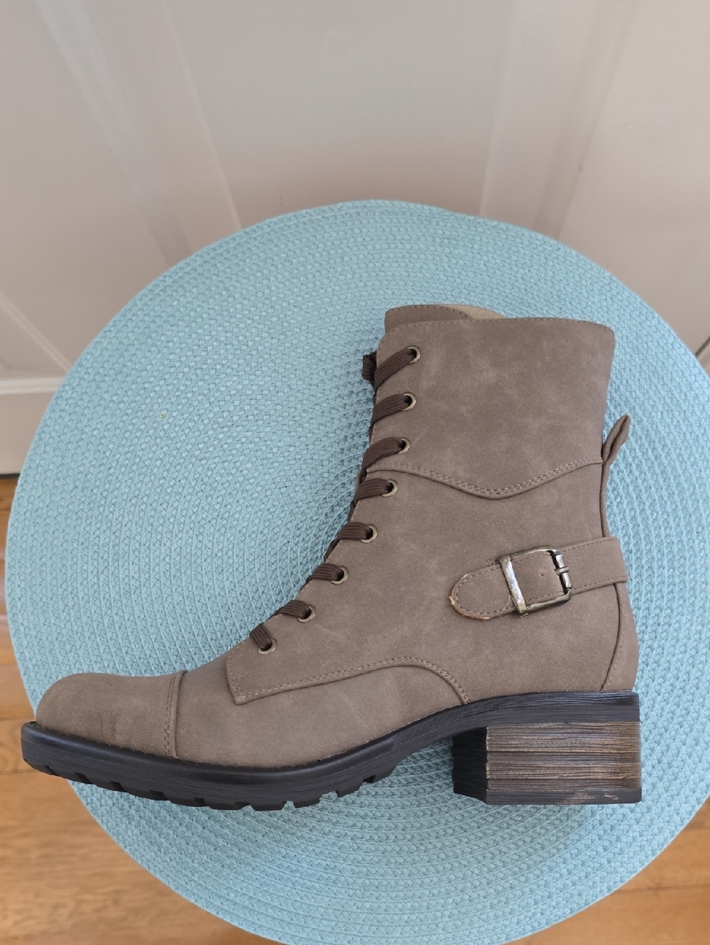 INDIGO RD. BRAND WOMEN'S BROWN WINTER SHORT LACE UP BOOTS SIZE 7.5 - Picture 9 of 16